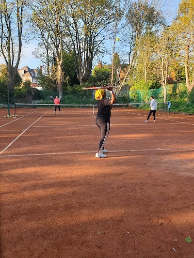 Chantry Tennis Club