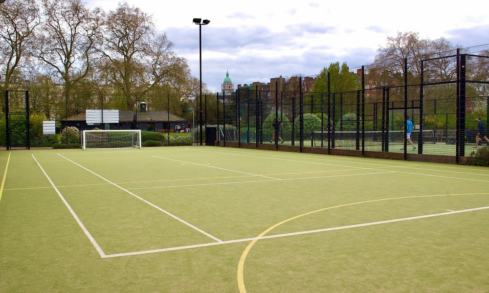 Hyde Park Tennis Courts