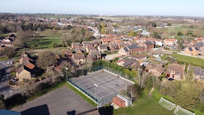 Loddon Tennis Club