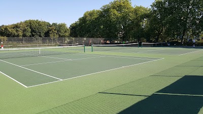 Parliament Hill Fields Tennis Courts